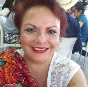 Meet your Posher, Rebeca